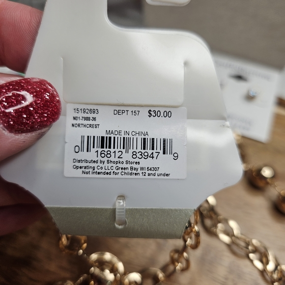 Fashion Jewelry 3 Piece Lot Set 2 Pairs of Cubic Zirconia Earrings 1 Necklace - Picture 5 of 7